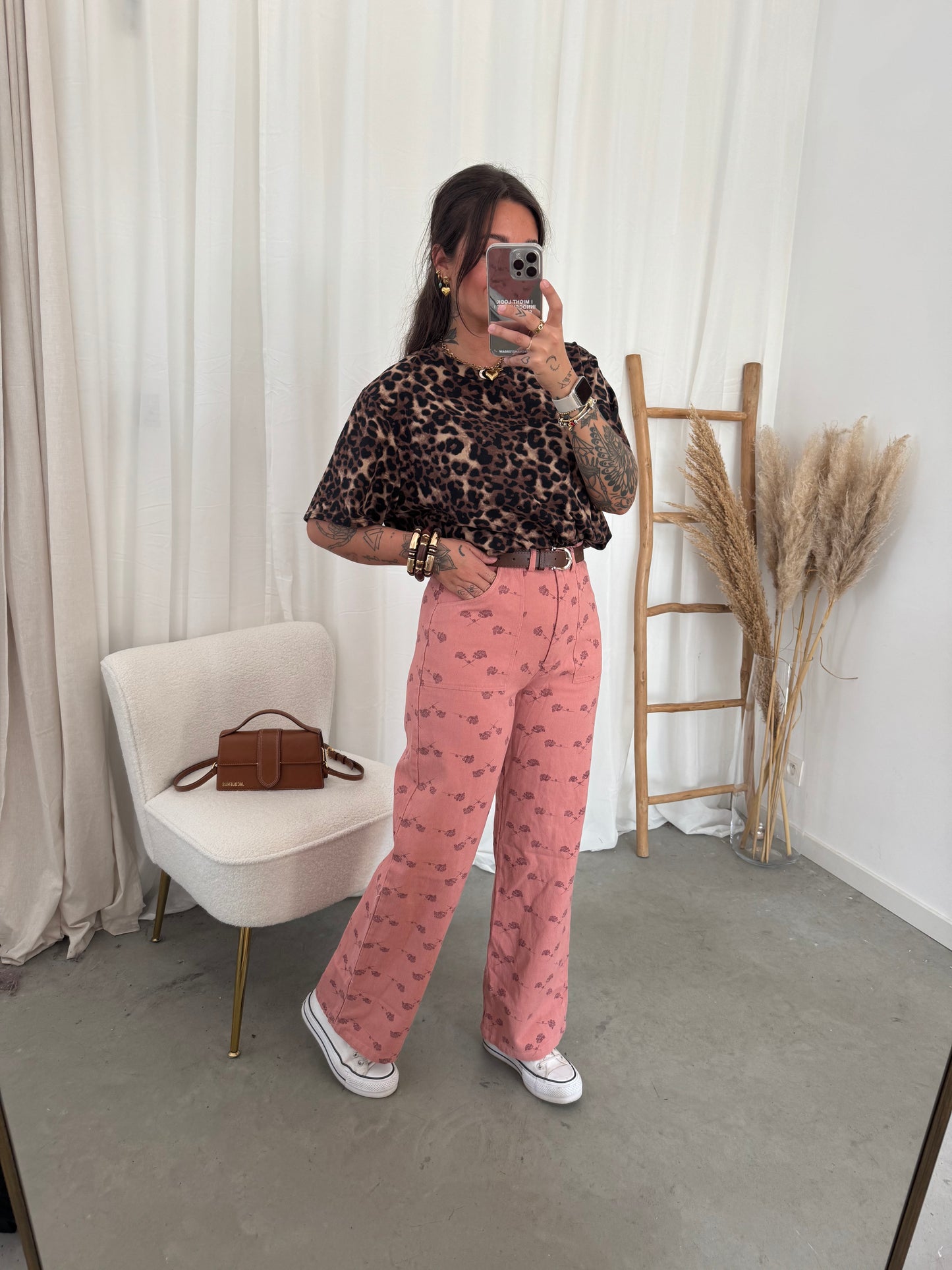 Old rose flower denim