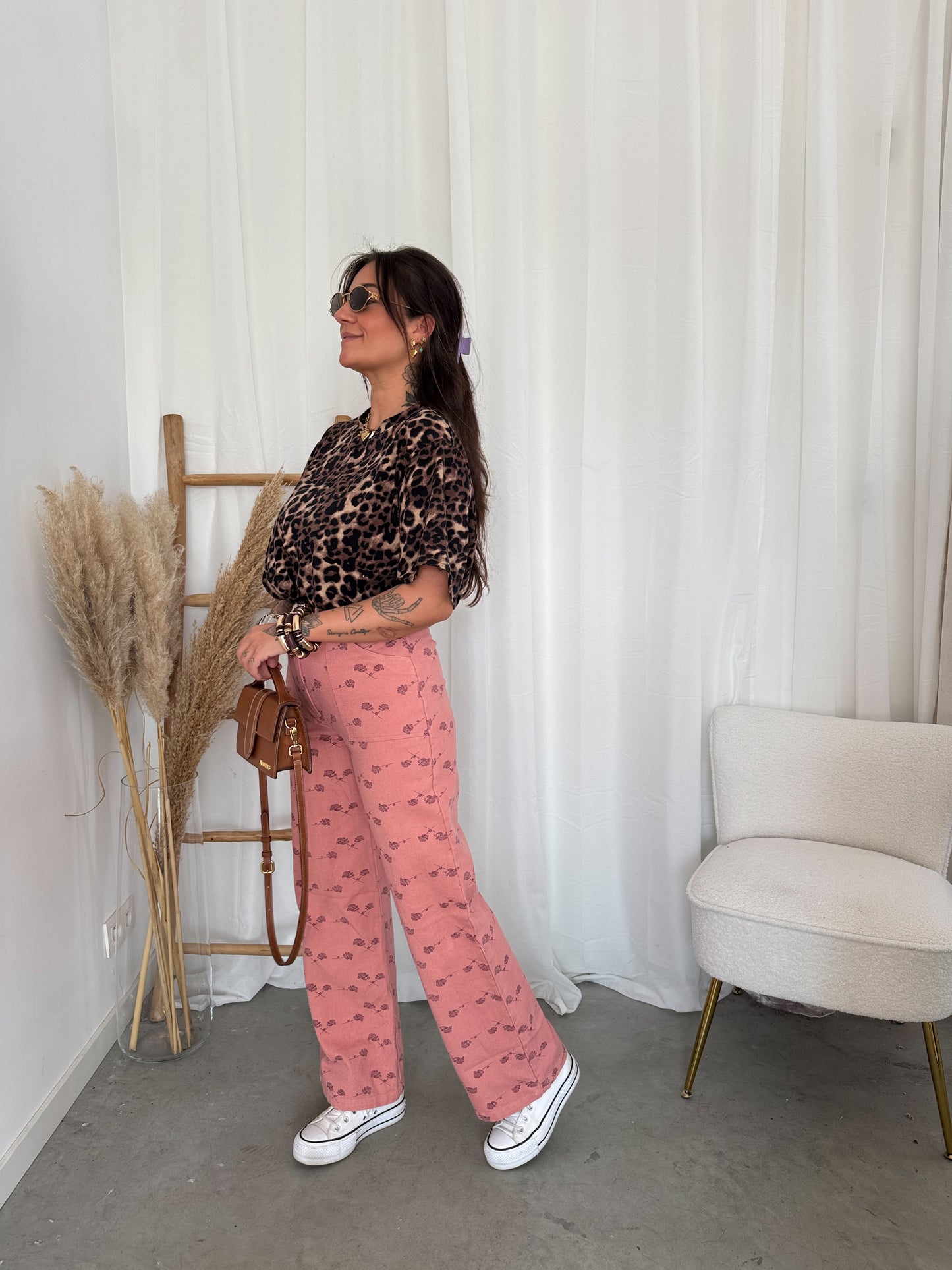 Old rose flower denim