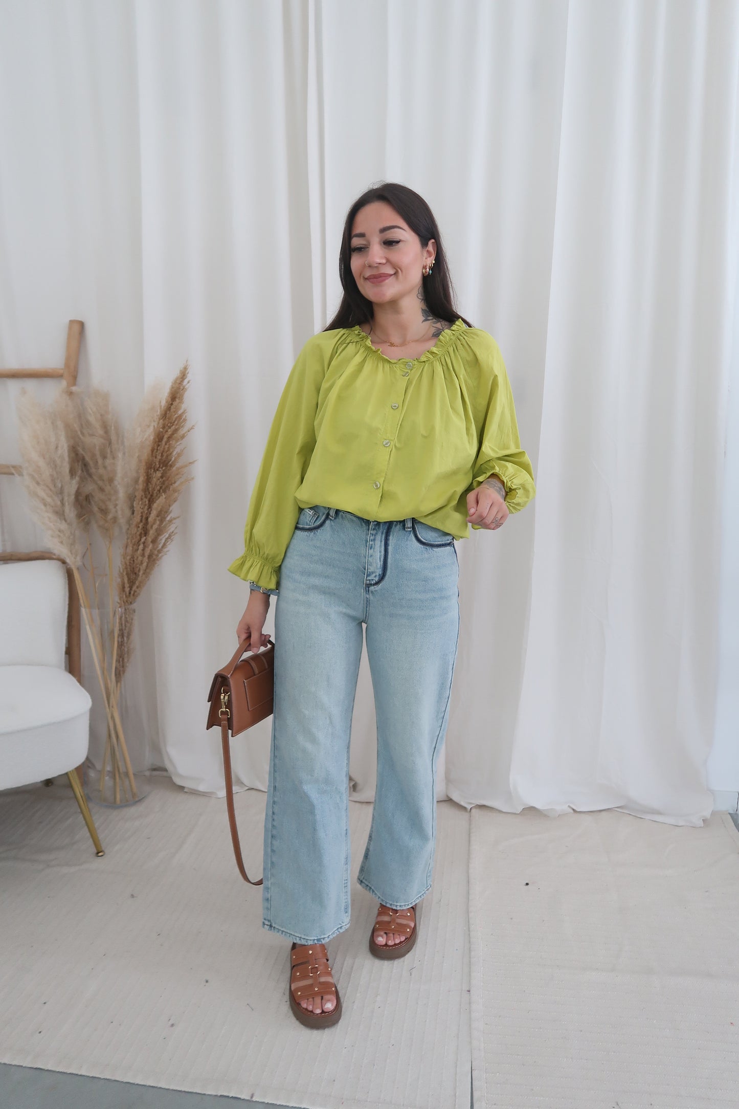 Off shoulder top green