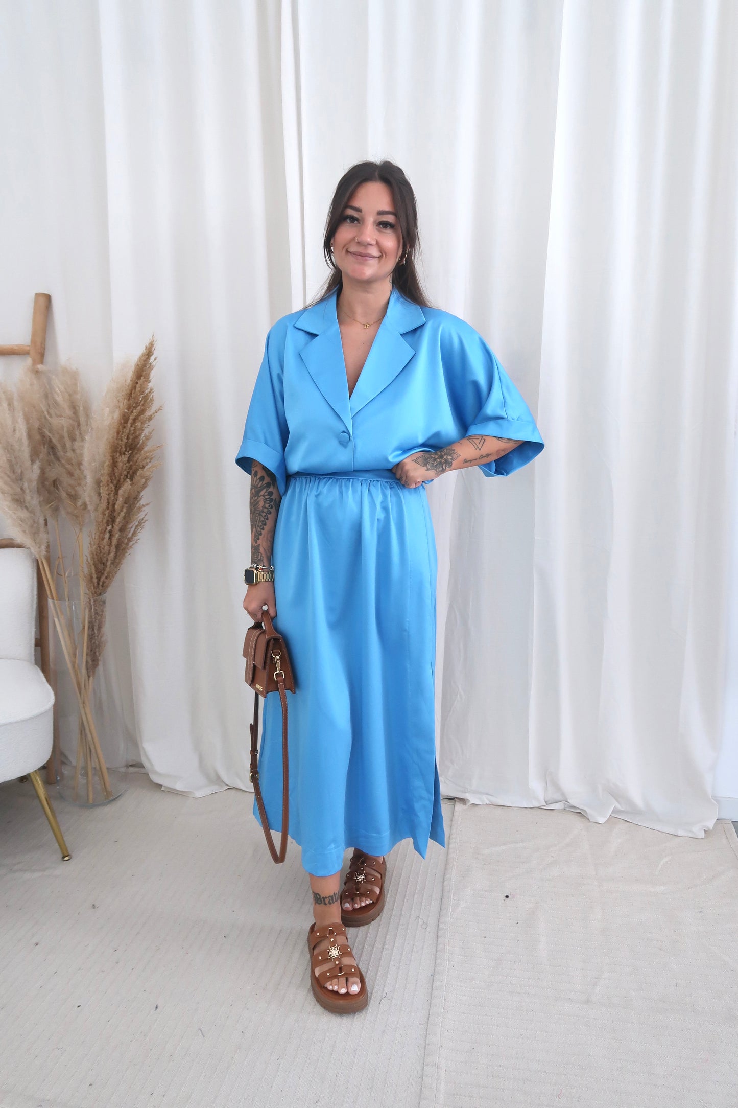 Amé set blue