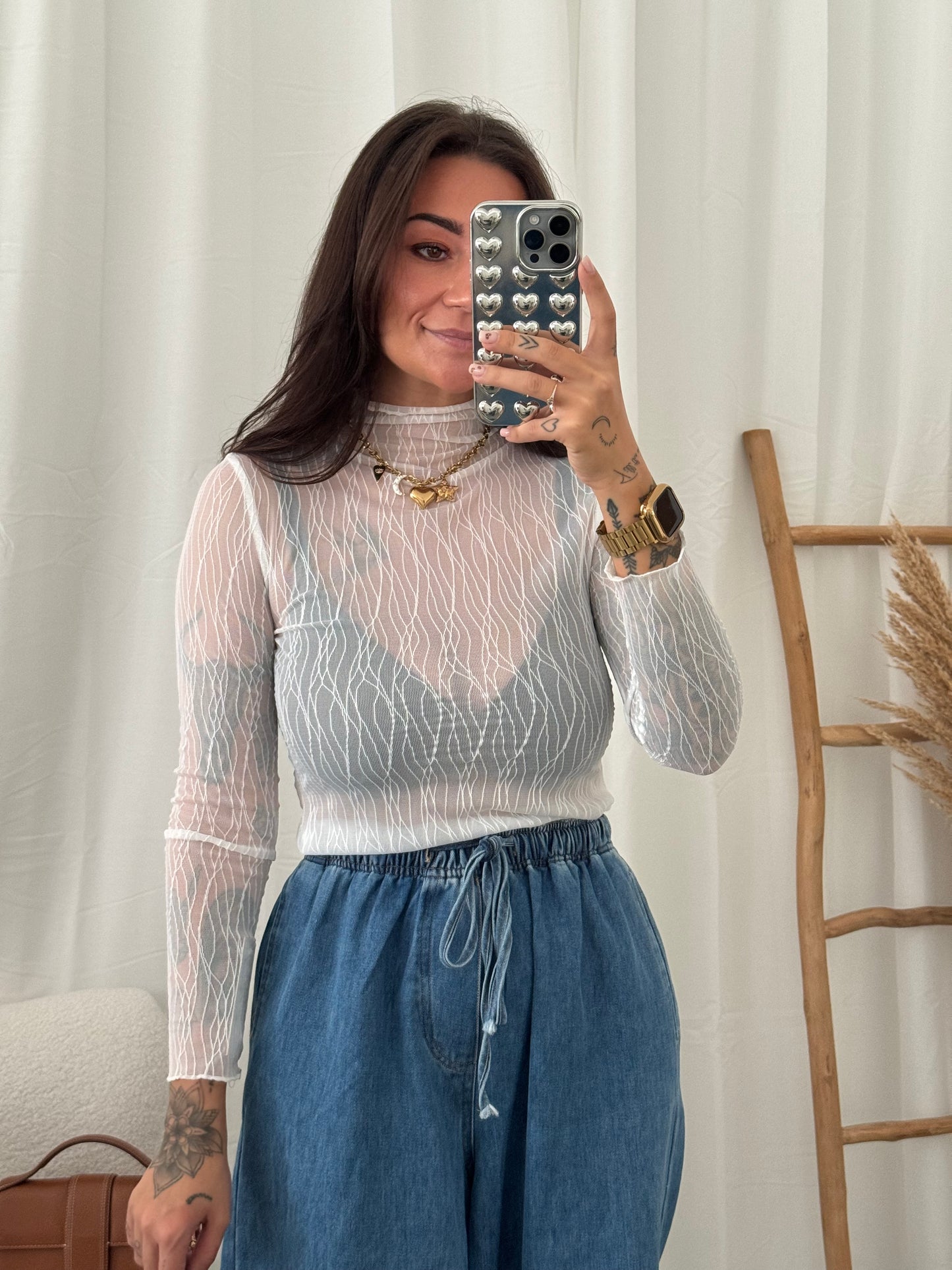 Sous-pull white