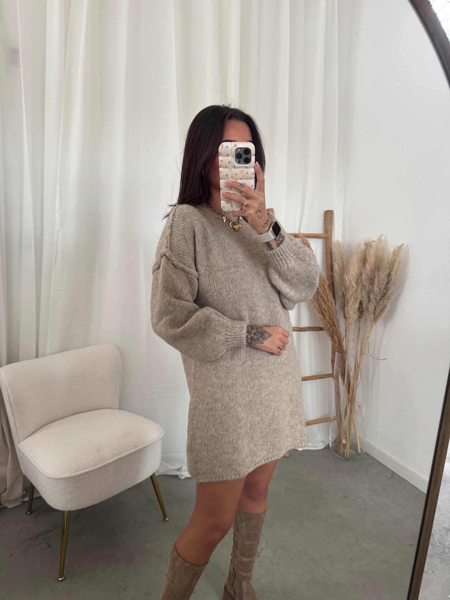 Soft sweaterdress beige