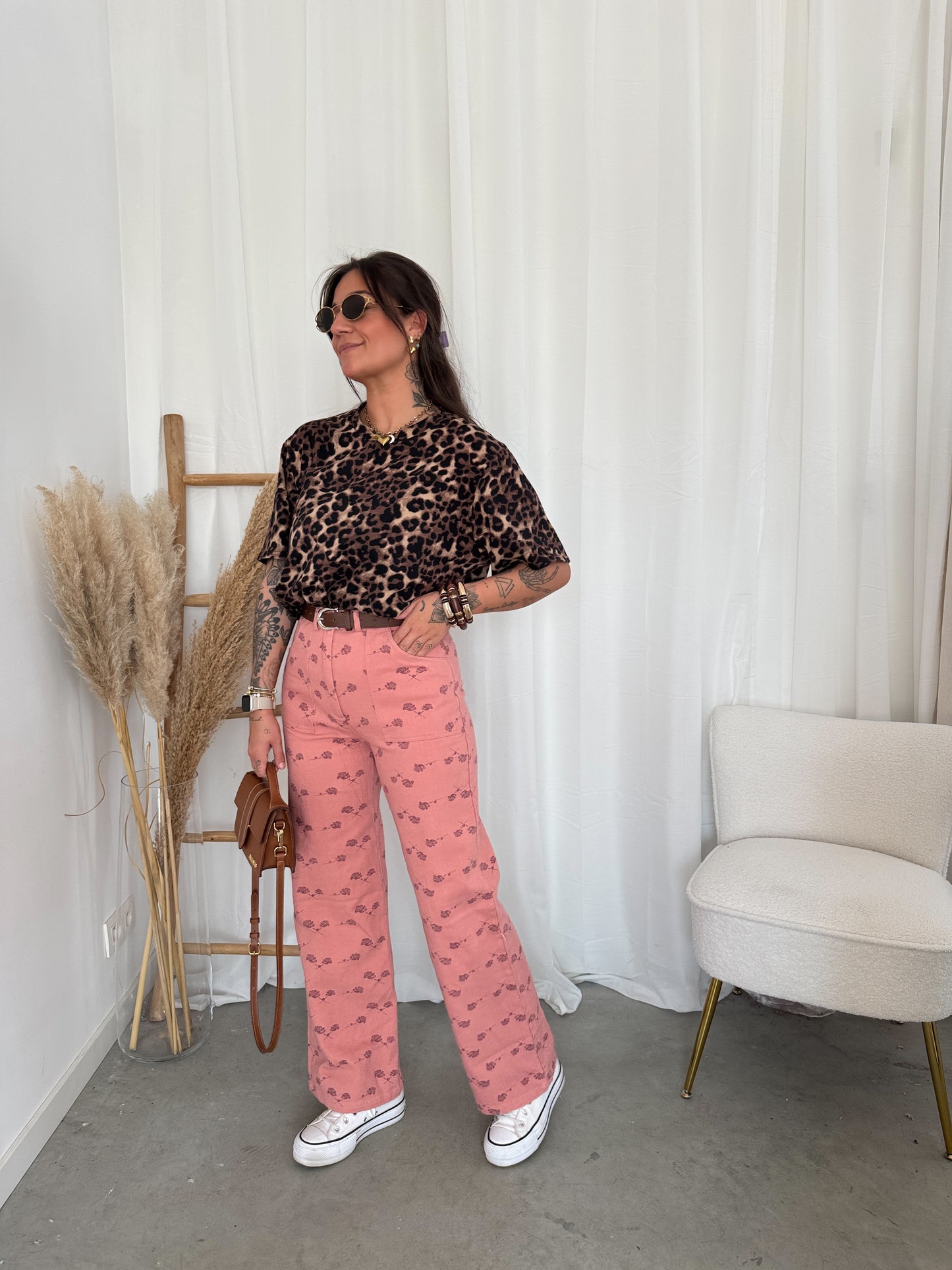 Old rose flower denim