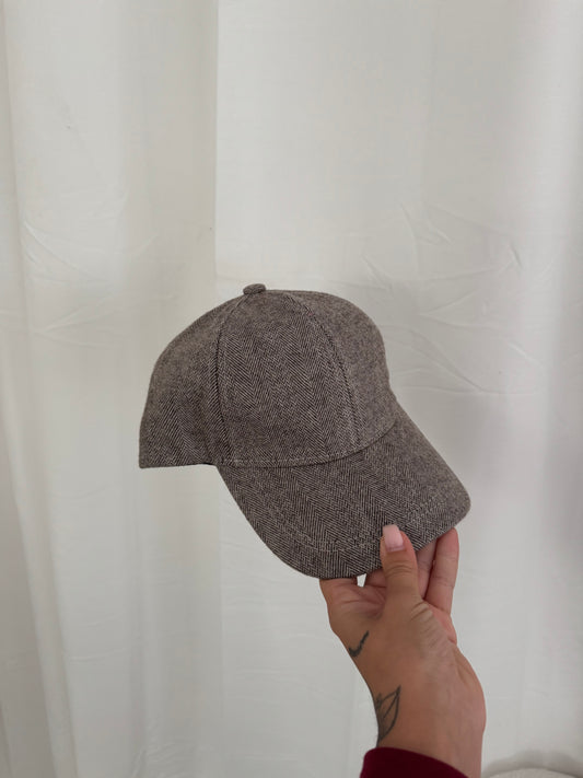 Basic cap