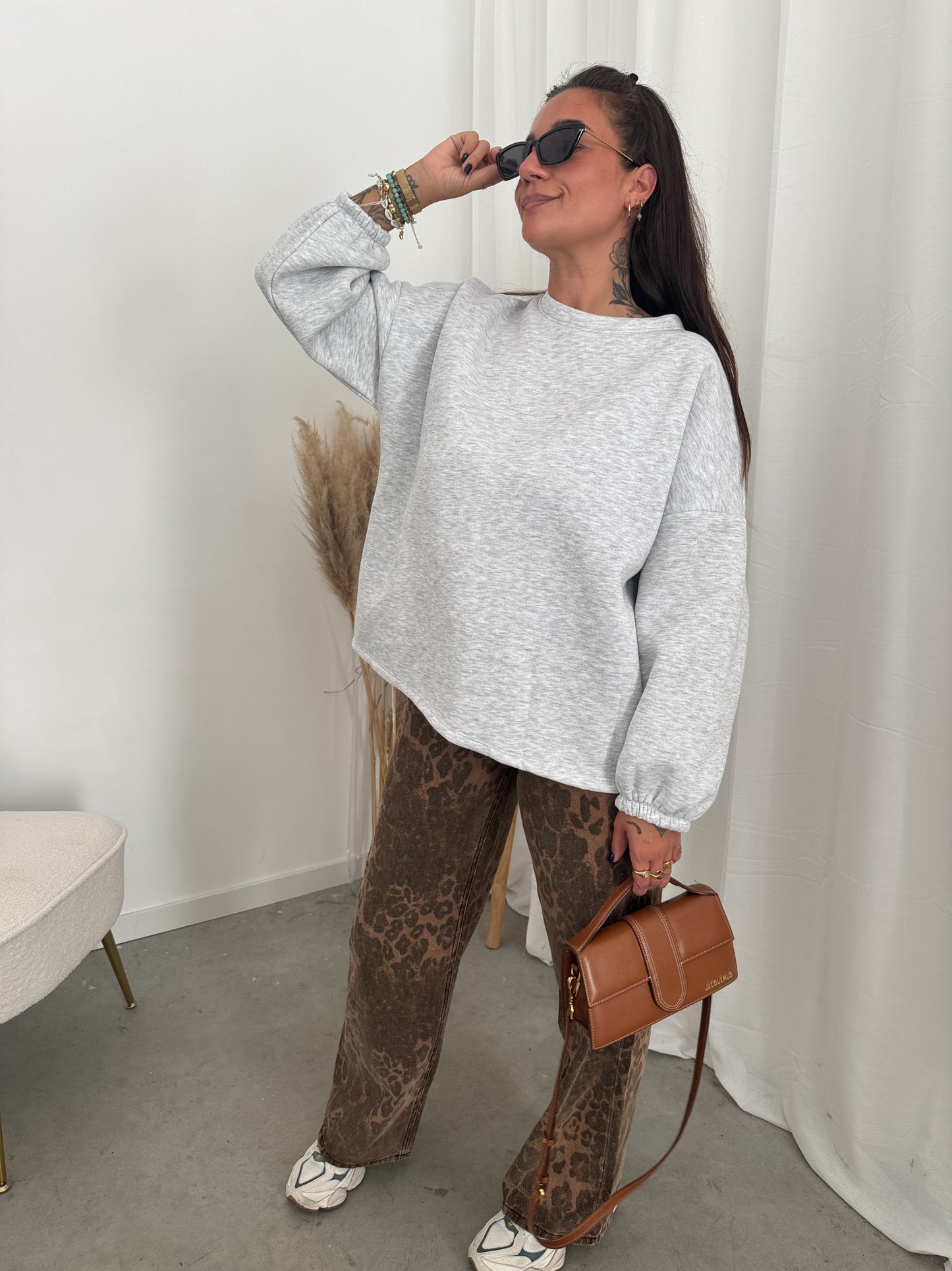 Salut sweater grey