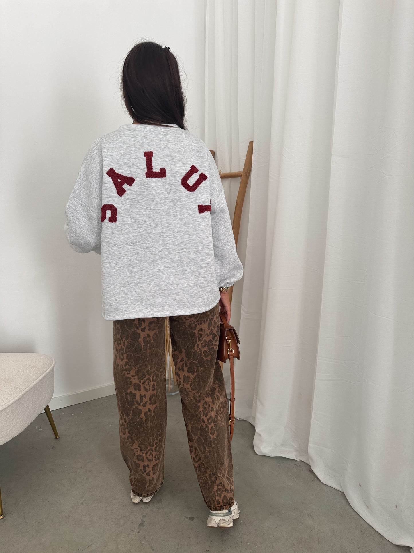 Salut sweater grey
